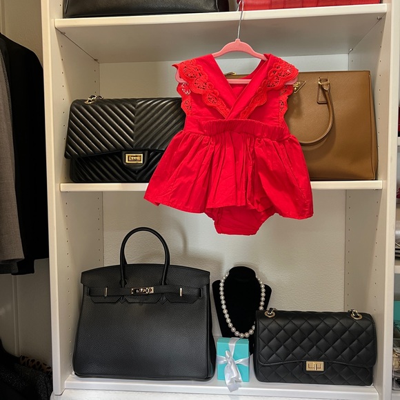 Baby girl dress. Size 0-6 months - Picture 2 of 3